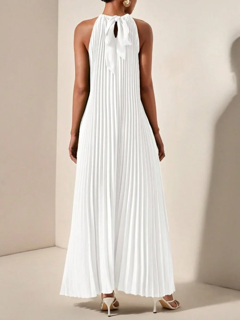 White Casual Women's Halterneck Sleeveless Pleated A-Hem Loose Maxi dress - Picture 8 of 8